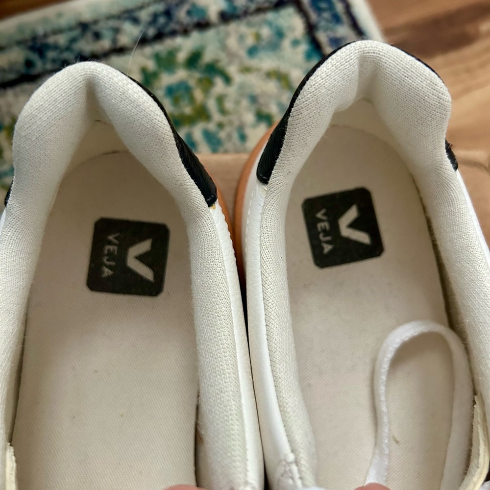 Veja White and Black Sneakers - Picture 8 of 11